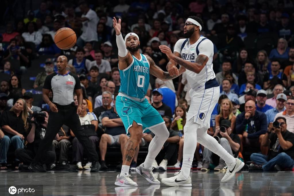 季前赛-布里奇斯20+11鲍尔20分 黄蜂胜独行侠